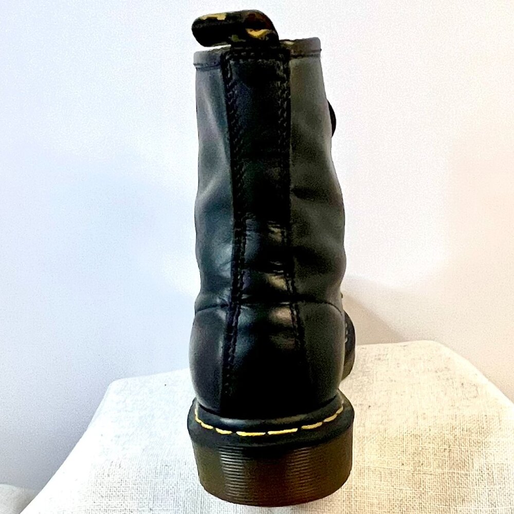 Dr. Martens 1460 Black Smooth Leather Combat Boots Iconic Yellow Stitch Size 8 - Picture 12 of 16